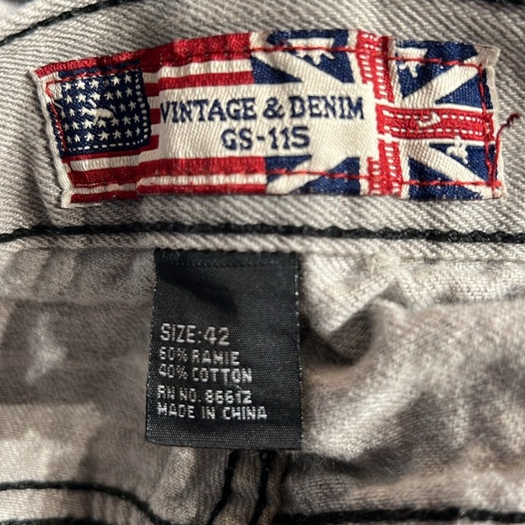 Men's Relaxed Fit Jeans - Light Gray - Picture 12 of 12